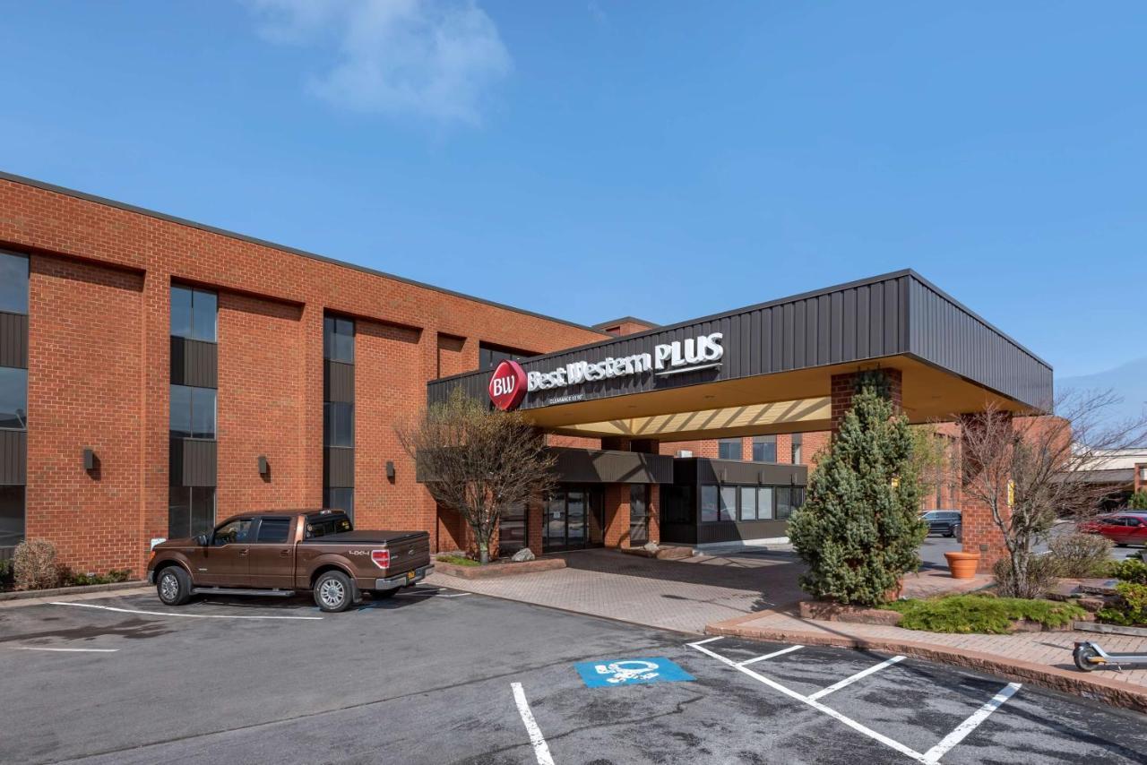 Best Western Plus Oswego Hotel And Conference Center Esterno foto