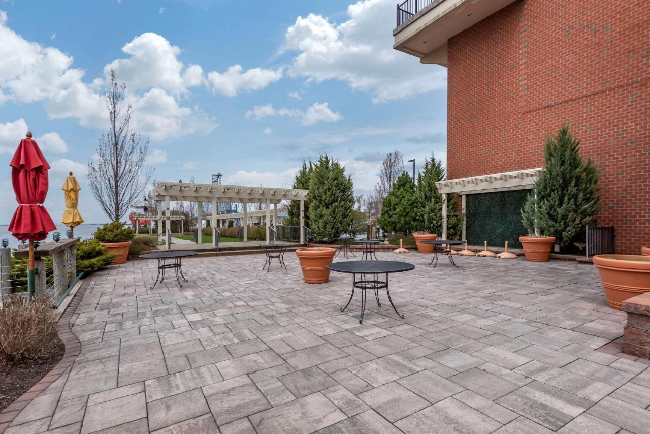Best Western Plus Oswego Hotel And Conference Center Esterno foto