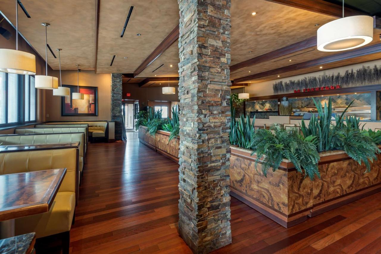 Best Western Plus Oswego Hotel And Conference Center Esterno foto