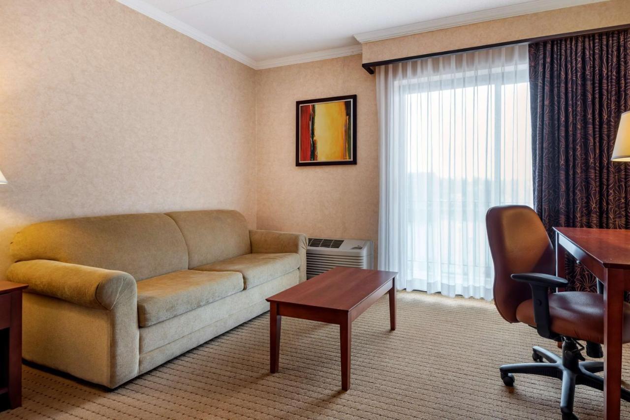 Best Western Plus Oswego Hotel And Conference Center Esterno foto