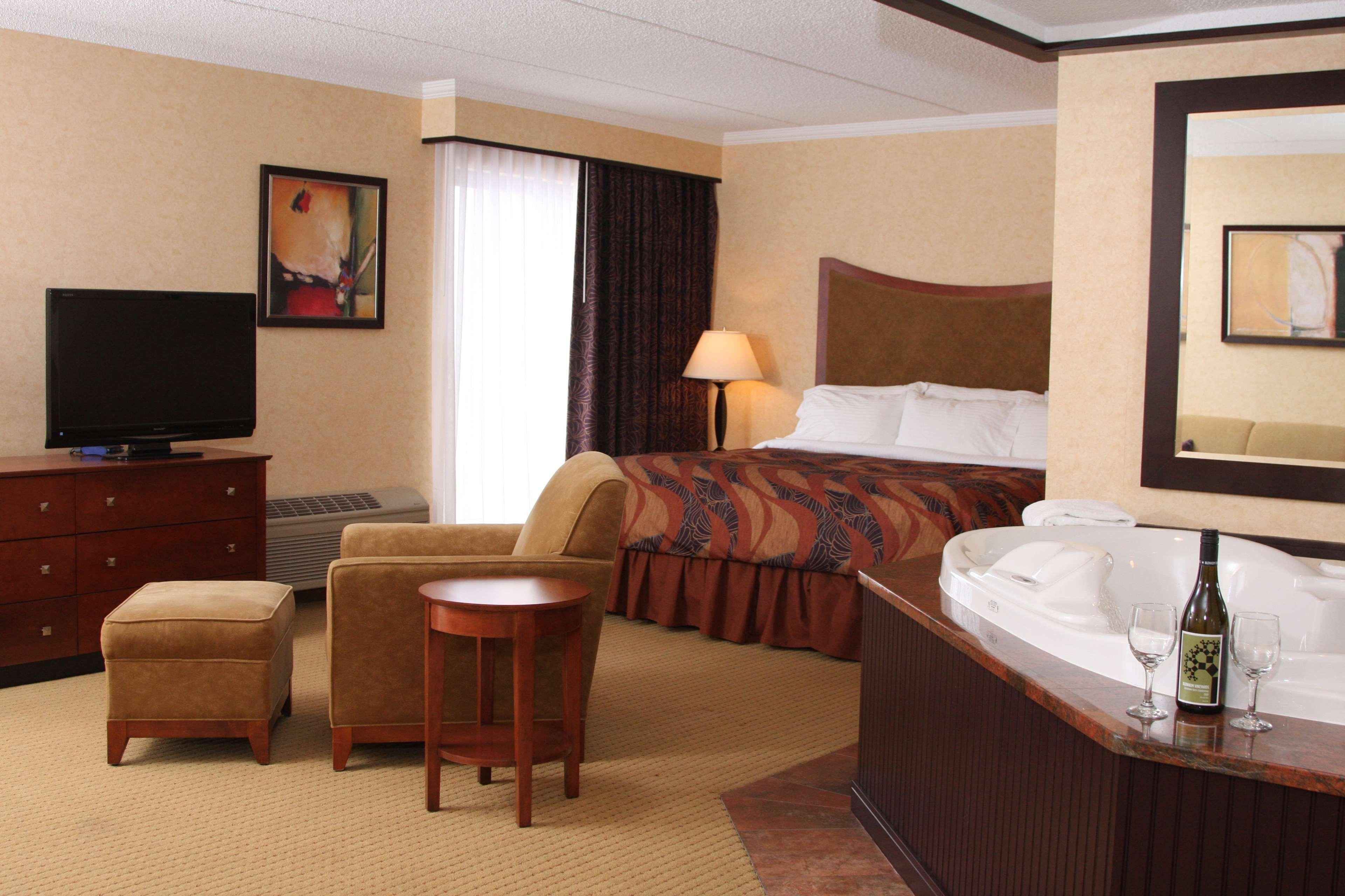 Best Western Plus Oswego Hotel And Conference Center Esterno foto