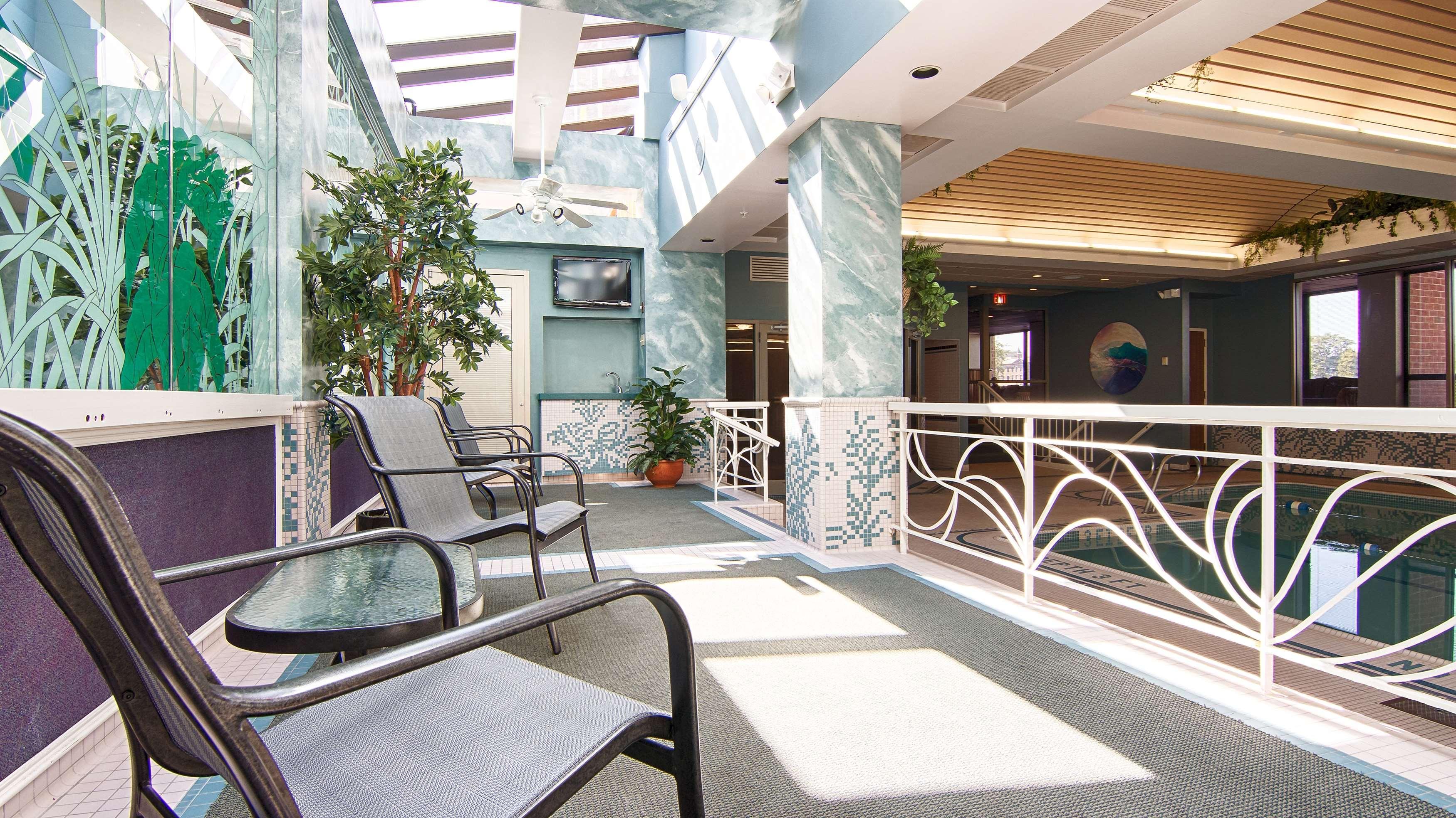 Best Western Plus Oswego Hotel And Conference Center Esterno foto
