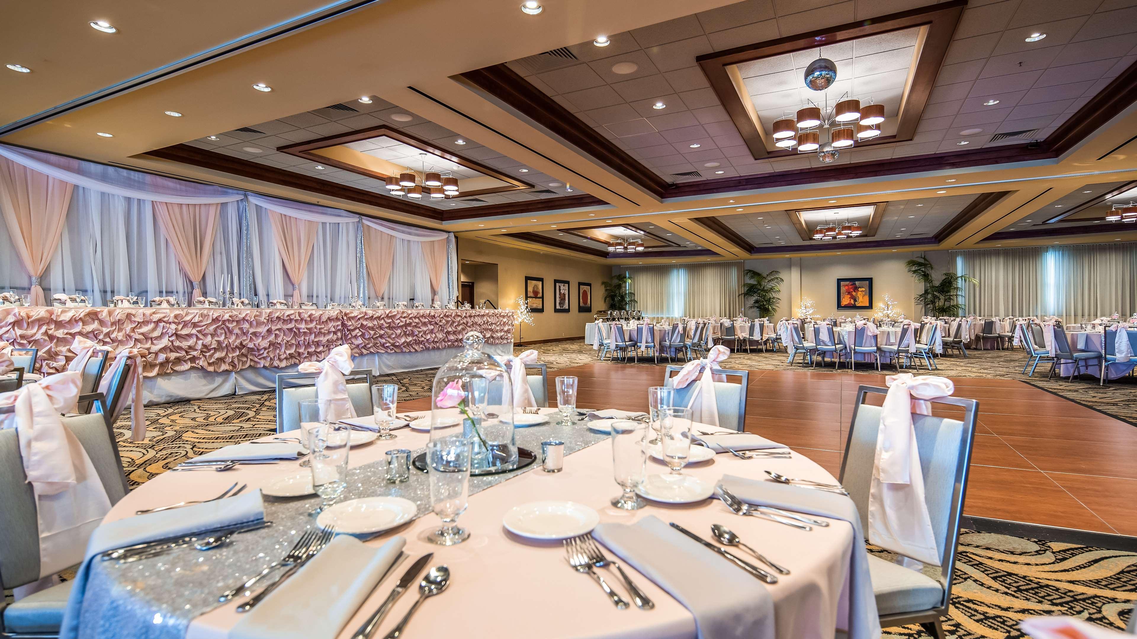 Best Western Plus Oswego Hotel And Conference Center Esterno foto