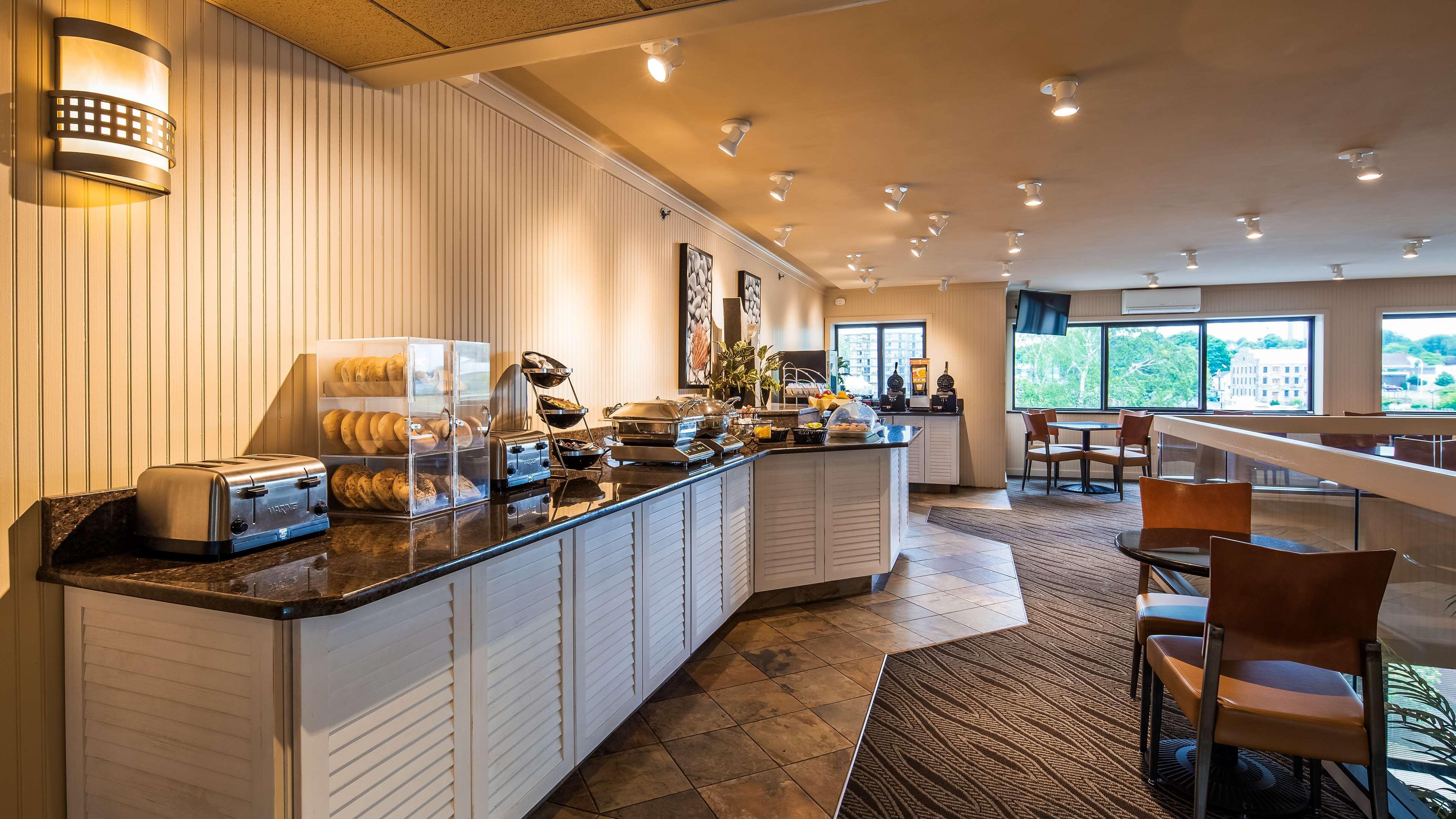 Best Western Plus Oswego Hotel And Conference Center Esterno foto
