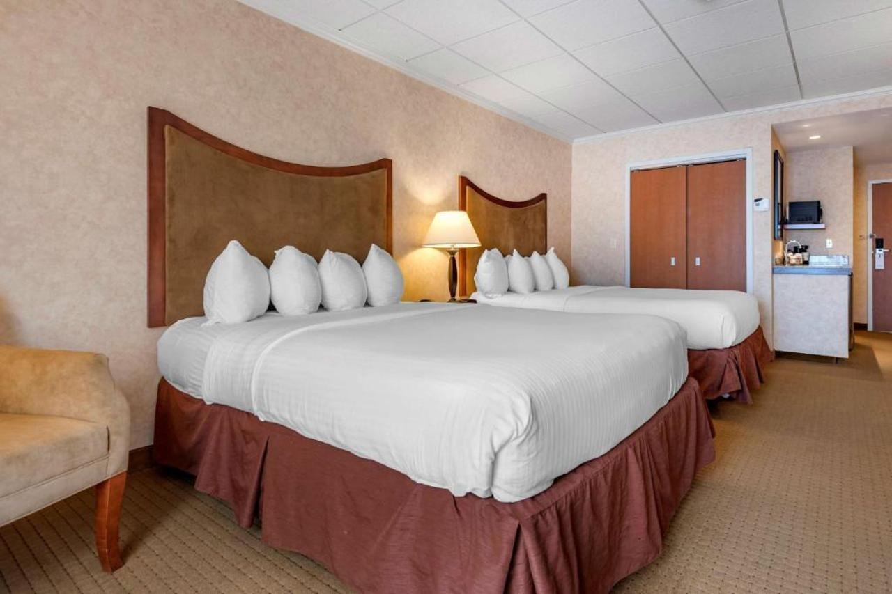 Best Western Plus Oswego Hotel And Conference Center Esterno foto