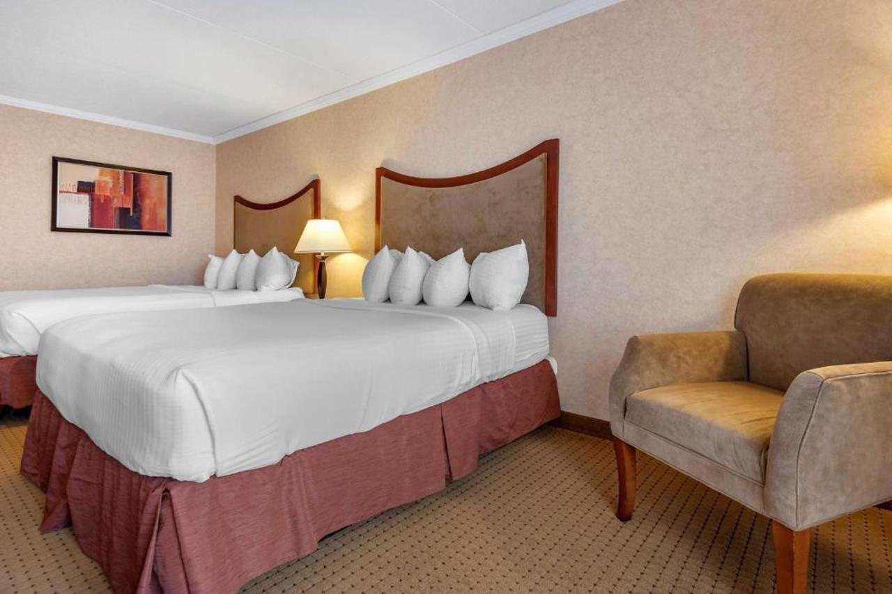 Best Western Plus Oswego Hotel And Conference Center Esterno foto